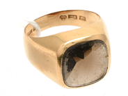 Lot, Ring skew with stone 18K brv 5,8g, in auction: Pawn – Tuesday 8 September 2020