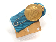 Lot, Lot of gold 18K gross weight: 7,2g, engraved, in auction: Pawn – Tuesday 8 September 2020