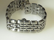 Watch parts, STEEL BRACELET, for Oris, in auction: Watches – Saturday 1 March 2003