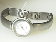 Watches, O.N.E, ladie´s wristwatch, in auction: Watches – Saturday 1 March 2003