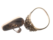 Lot, Lot of gold 14K 4,9g defect, in auction: Pawn – Tuesday 15 December 2020