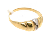 Lot, Ring 9K with stone, not round, in auction: Pawn – Tuesday 2 March 2021