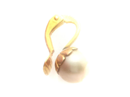 Lot, Earring one odd 18K Brv: 1,8g, with imitation pearl , in auction: Pawn – Tuesday 2 March 2021
