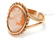 Jewellery - Ring 18K gross weight 6,8g Ø20¾ with cameo - View 1
