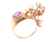 Lot, Lot of gold 18K brv 4,7g defect, contains stone, in auction: Pawn – Tuesday 11 January 2022