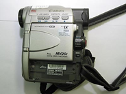 Pawnitems, 1 Digital videocamera Canon MV20i year 1999 with väska with laddare battery manual and receipt, in auction: Pawn – Saturday 9 August 2003