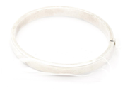 Jewellery, Bangle S925 19,2g Ø6cm width:7mm, openable, in auction: Pawn – Tuesday 29 March 2022