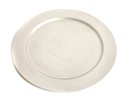 Silverware, Minnestallrik S830 306,7g Ø21cm Carl XVI Gustaf Julen 1973, certificate and box broken, in auction: Pawn – Tuesday 29 March 2022