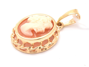 Jewellery, Pendant 18K 1,2g with cameo height: 2cm, in auction: Pawn – Tuesday 29 March 2022
