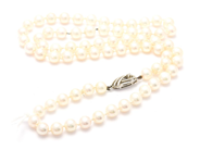 Miscellaneous - Pearl necklace cultured salt water Ø5,5cm clasp 18K white gold with diamond ca0,01ct åttkantsslipad length: 51cm, needs restringed of - View 1