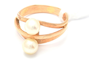 Lot, Ring 18K 2,8g Ø15½ with pearls, pearls glued , in auction: Pawn – Tuesday 29 March 2022