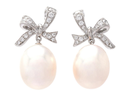 Jewellery - PEARL EARRINGS, 18K white gold - View 1