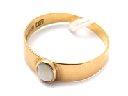 Lot, Ring 18K brv 2,6g, skew, in auction: Pawn – Tuesday 30 August 2022