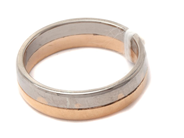 Jewellery, Ring 18K double-dyed 8,2g Ø19, in auction: Pawn – Tuesday 30 August 2022