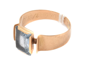 Lot, Ring 18K 2,6g with stone and engraving, in auction: Pawn – Tuesday 30 August 2022