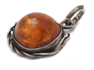 Silverware, Pendant S925 4,3g with amber, in auction: Pawn – Tuesday 30 August 2022