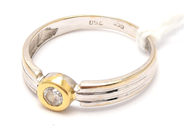 Jewellery, Ring 18K 1,9g Ø16½ with stone, in auction: Pawn – Tuesday 20 September 2022