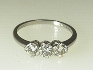 Jewellery, RING, 18 k white gold, in auction: Classic – Saturday 31 January 2004