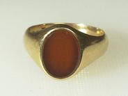 Jewellery, GENTLEMAN´S RING, 18 k gold, in auction: Classic – Saturday 31 January 2004