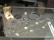 Jewellery, 8 PCS OF JEWELRY, silver, in auction: Classic – Saturday 31 January 2004