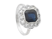 Jewellery, RING, 18K white gold / platinum, in auction: Classic – Saturday 30 August