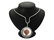 Jewellery, NECKLACE, stiff neck ring in silver, in auction: General – Tuesday 5 August