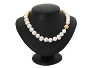 Jewellery, PEARL NECKLACE, cultured oval freshwater pearls approx. 11-12 mm, in auction: Lilla jewellery – Tuesday 12 August