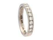 Jewellery, ETERNITY RING, 18K white gold, in auction: Lilla jewellery – Tuesday 12 August