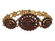 Jewellery, BRACELET, yellow metal, in auction: Lilla jewellery – Tuesday 26 August