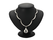 Jewellery, KARL LAINE, necklace, in auction: Lilla jewellery – Tuesday 26 August