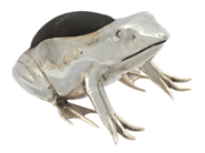 Silverware, PIN CUSHION, Frog, in auction: Lilla jewellery – Tuesday 26 August