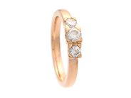 Jewellery - THREE STONE RING, 18K gold - View 1