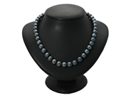 Jewellery, NECKLACE, dyed cultured freshwater pearls, in auction: General – Tuesday 16 September