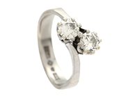 Jewellery, TWO STONE CROSS OVER RING, 18K white gold, in auction: Classic – Saturday 30 August