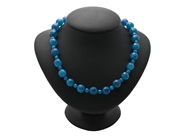 Jewellery, NECKLACE, dyed faceted blue agate, in auction: General – Tuesday 16 September