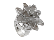 Jewellery, CLAES GIERTTA, ring, in auction: Modern – Saturday 13 September