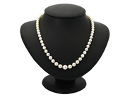 Jewellery, PEARL NECKLACE, cultured pearls, in auction: Lilla jewellery – Tuesday 9 September
