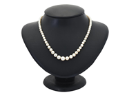 Jewellery, PEARL NECKLACE, cultured pearls approx. 3,3-7,9 mm, in auction: Lilla jewellery – Tuesday 23 September