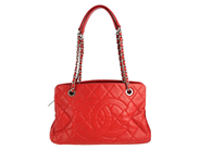 Accessories, BAG, CHANEL, in auction: Fashionable – Thursday 9 October