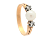 Jewellery, PEARL RING, 18K gold/platinum, in auction: General – Tuesday 14 October