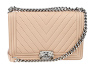 Accessories, CHANEL, BAG, in auction: Important Fashion – Saturday 18 October