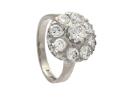 Jewellery, CLUSTER RING, 18K white gold, in auction: Classic – Saturday 25 October