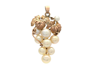 Jewellery, PEARL PENDANT, 10K gold, in auction: Lilla jewellery – Tuesday 7 October