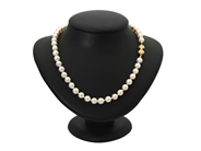 Jewellery, PEARL NECKLACE, cultured pearls approx. 7,5 mm, in auction: Lilla jewellery – Tuesday 7 October