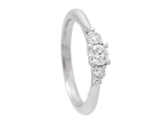 Jewellery - THREE STONE RING, platinum - View 1