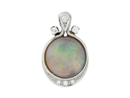 Jewellery, PENDANT, 9K white gold, in auction: Lilla jewellery – Tuesday 21 October