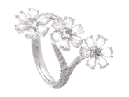 Jewellery - RING, 18K white gold with 3 rose cut diamonds 0,11 ctw 18 drop shaped rose cut diamonds 1,11 ctw - View 1