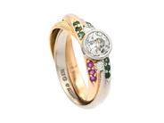 Jewellery, RING, 18K three-coloured gold, in auction: Lilla jewellery – Tuesday 18 November