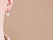 Jewellery - PEARL EARRINGS, 18K gold - View 3