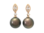 Jewellery - PEARL EARRINGS, 18K gold - View 1